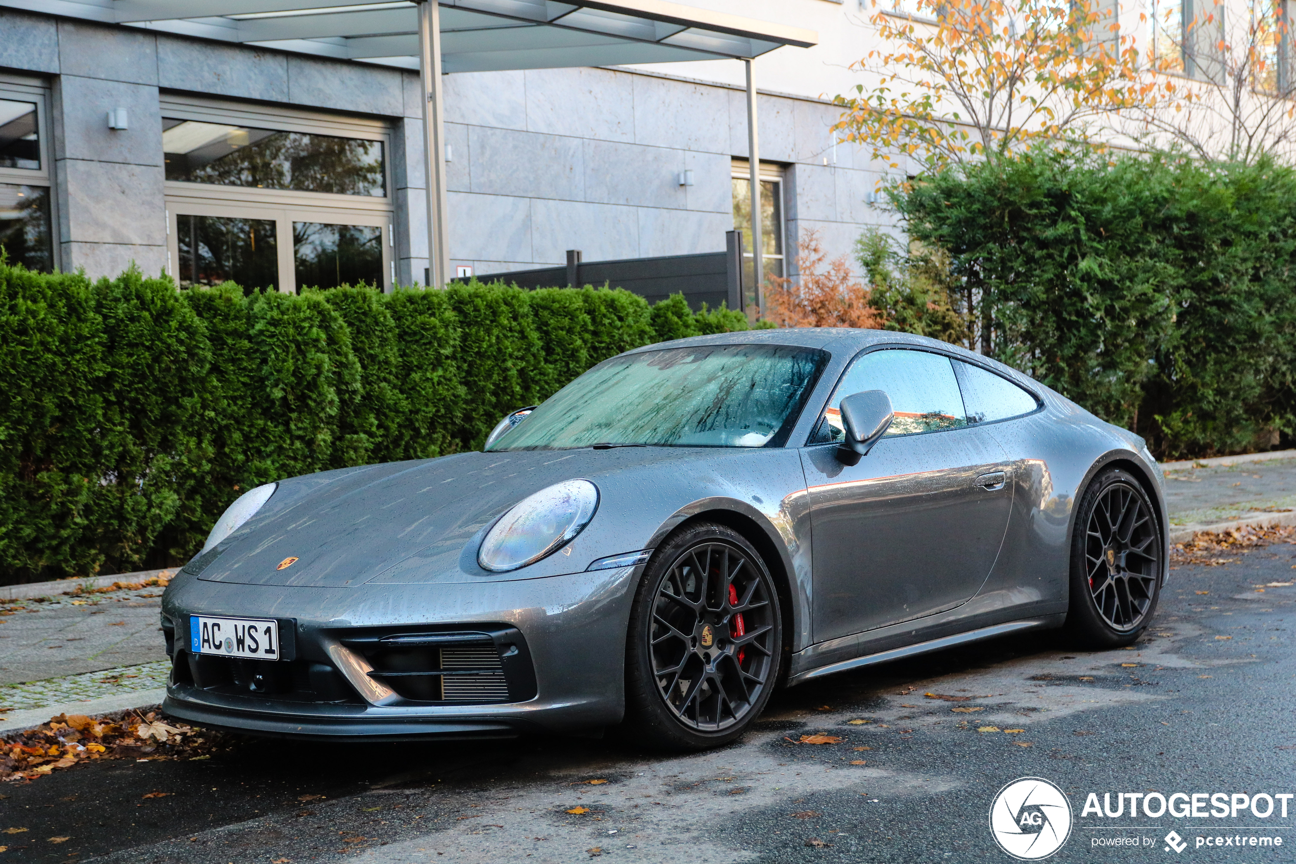 Porsche 992 Carrera GTS