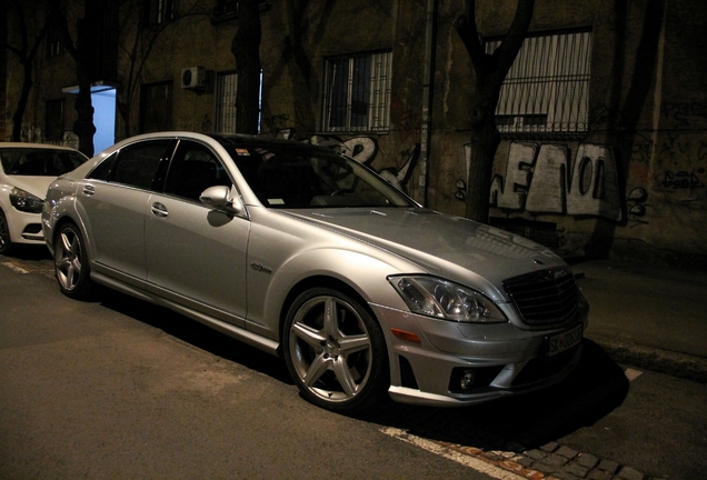 Mercedes-Benz S 63 AMG W221