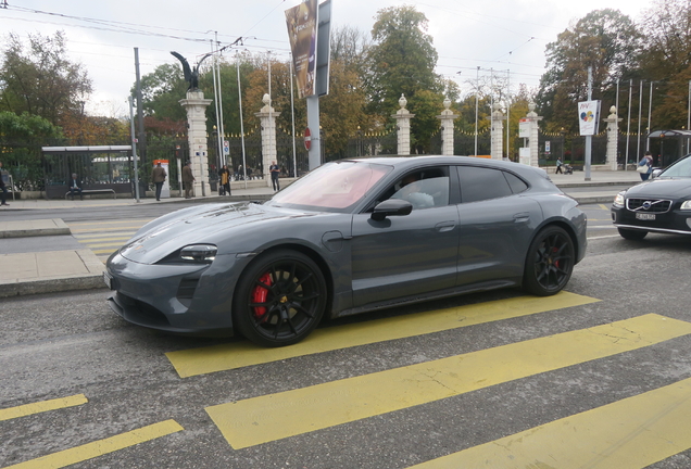 Porsche Taycan GTS Sport Turismo