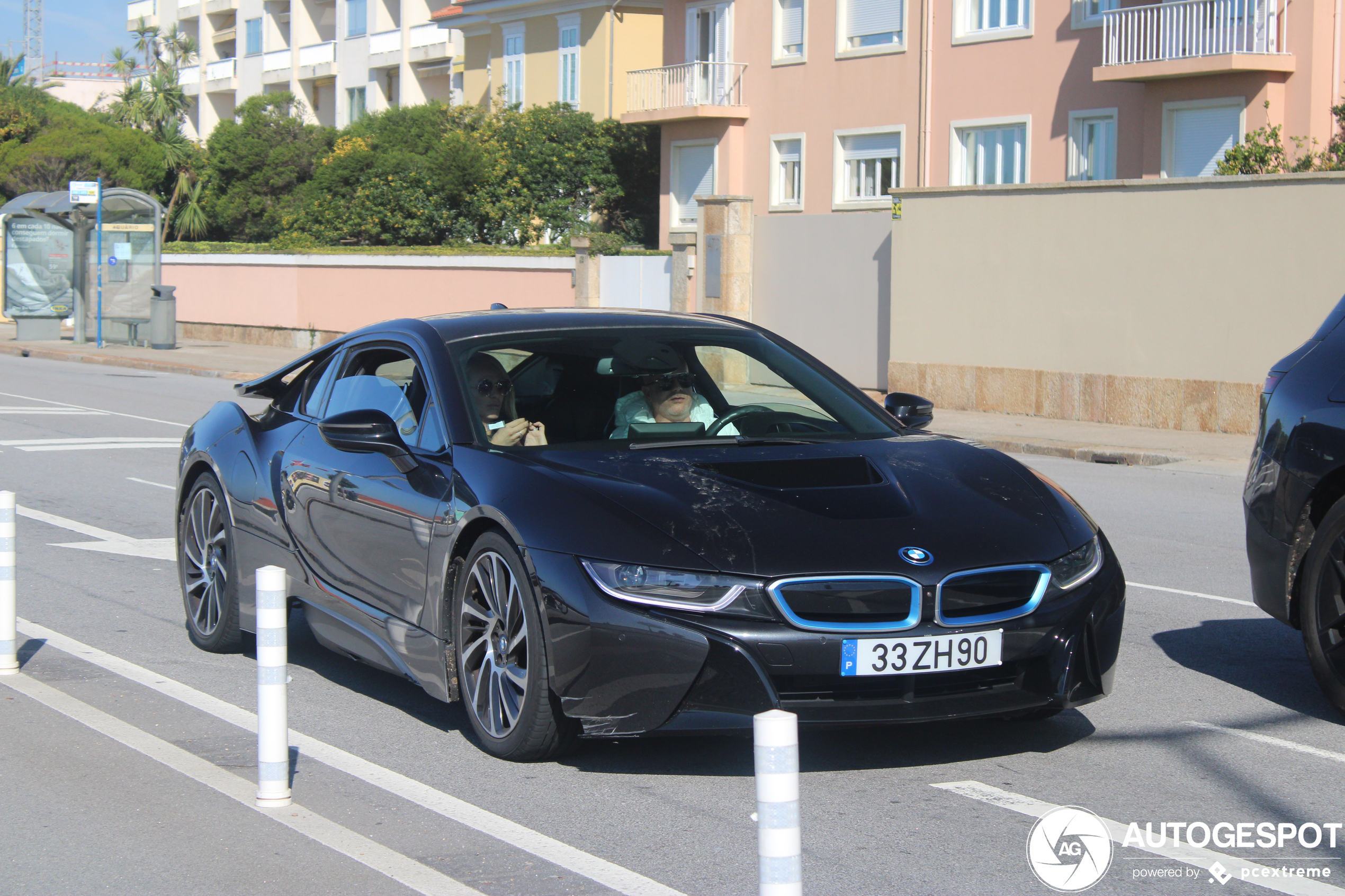 BMW i8