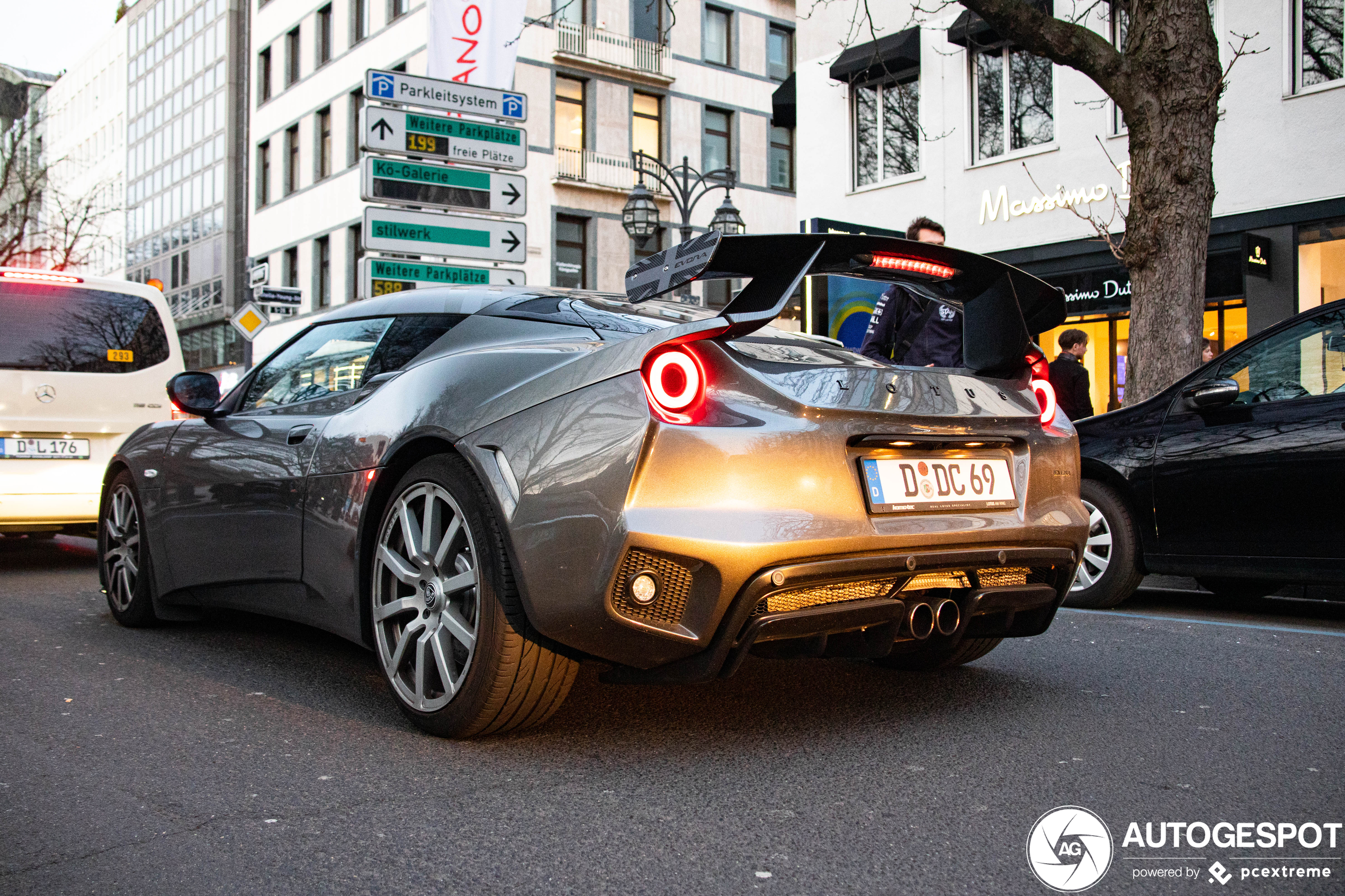 Lotus Evora