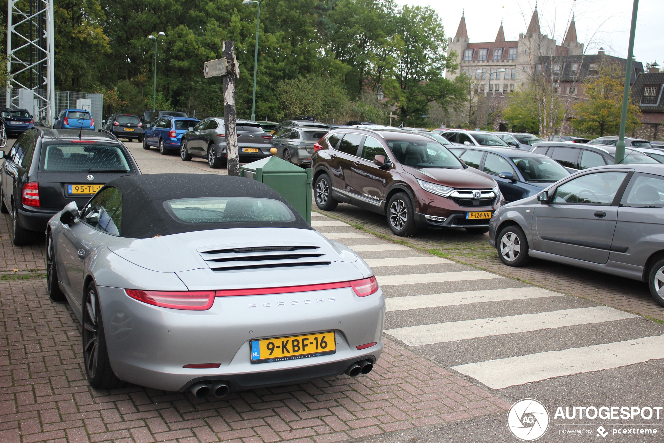 Porsche 991 Carrera 4S Cabriolet MkI