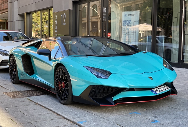 Lamborghini Aventador LP750-4 SuperVeloce Roadster