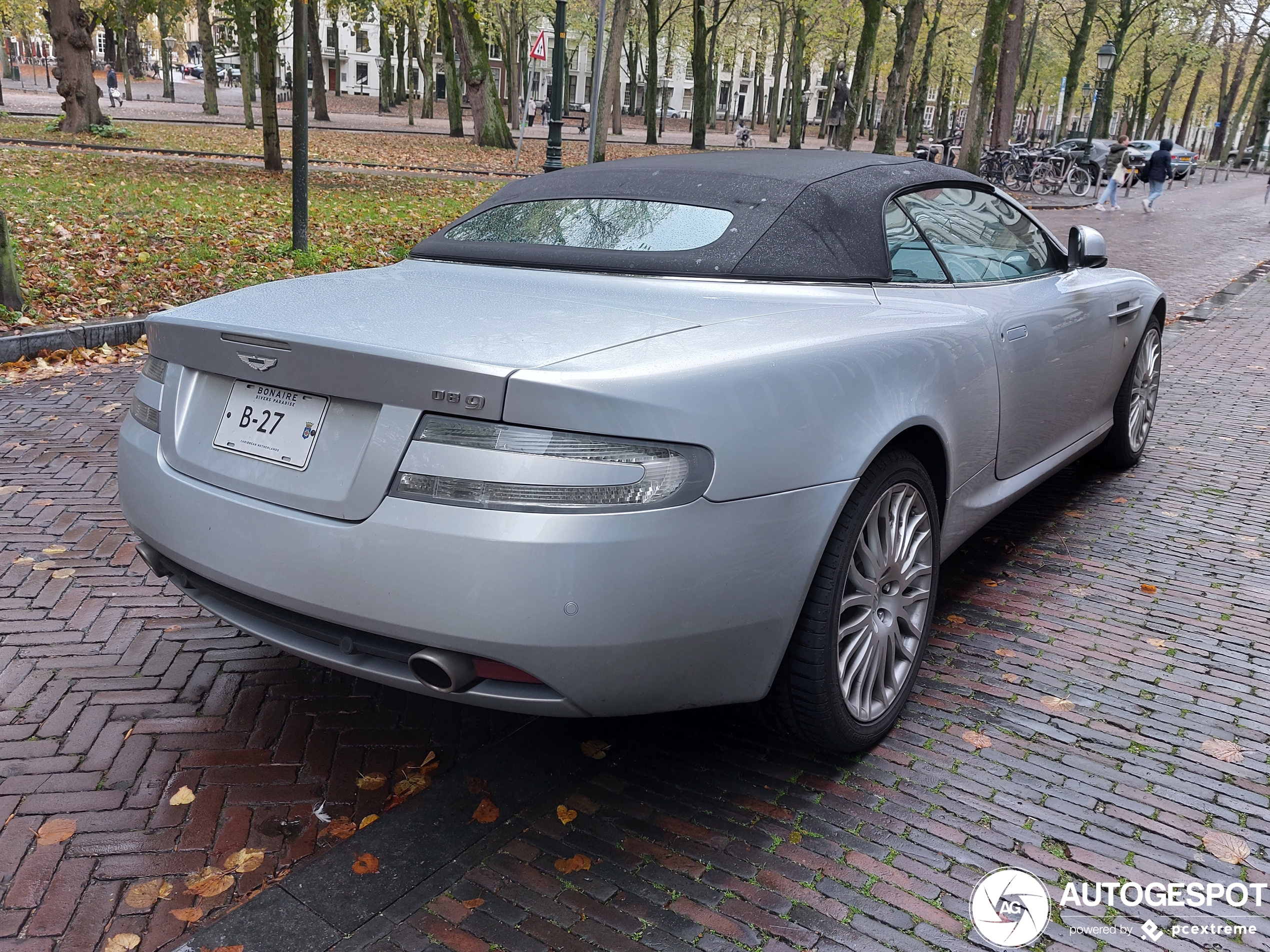 Aston Martin DB9 Volante 2010