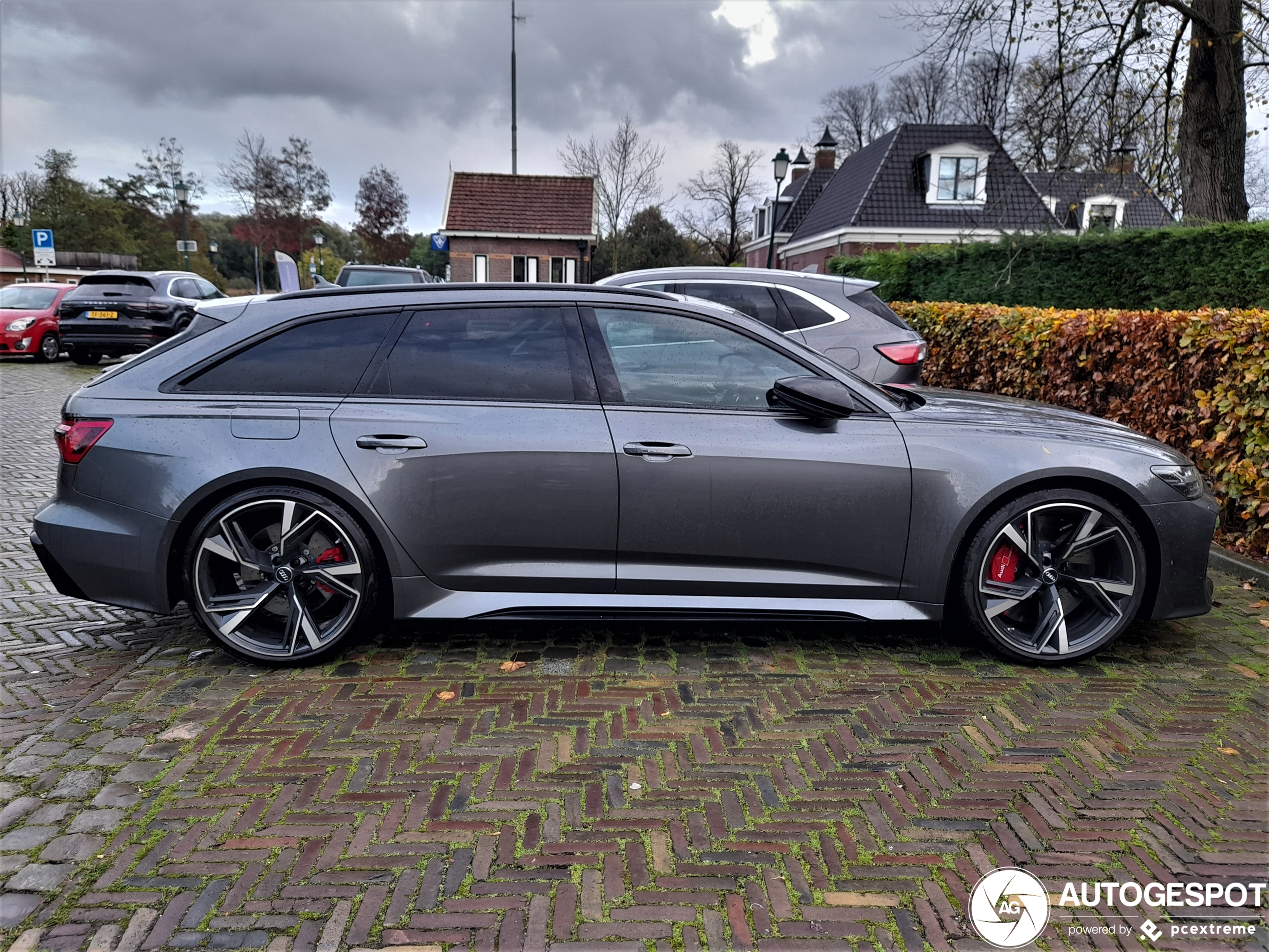 Audi RS6 Avant C8