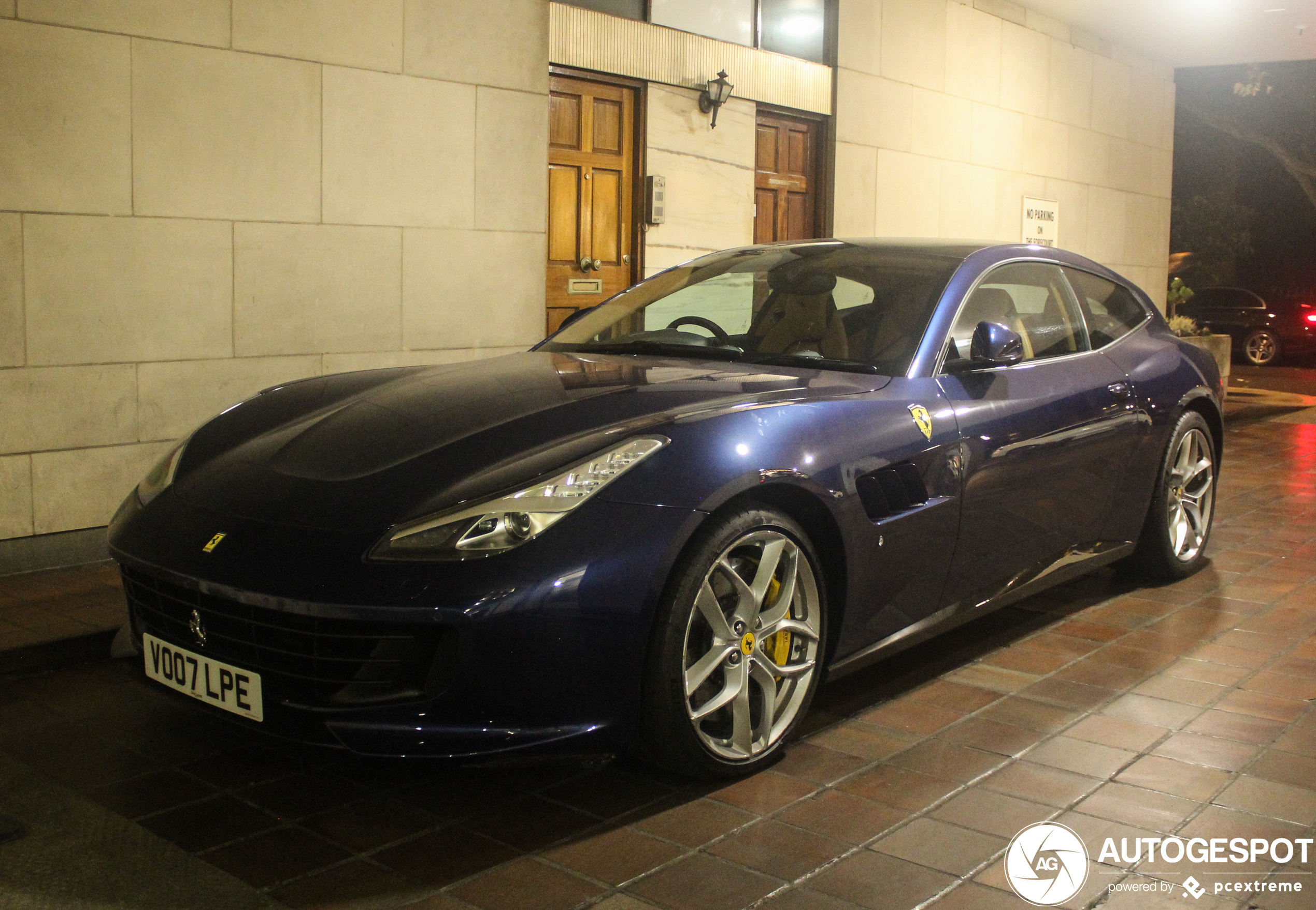 Ferrari GTC4Lusso T