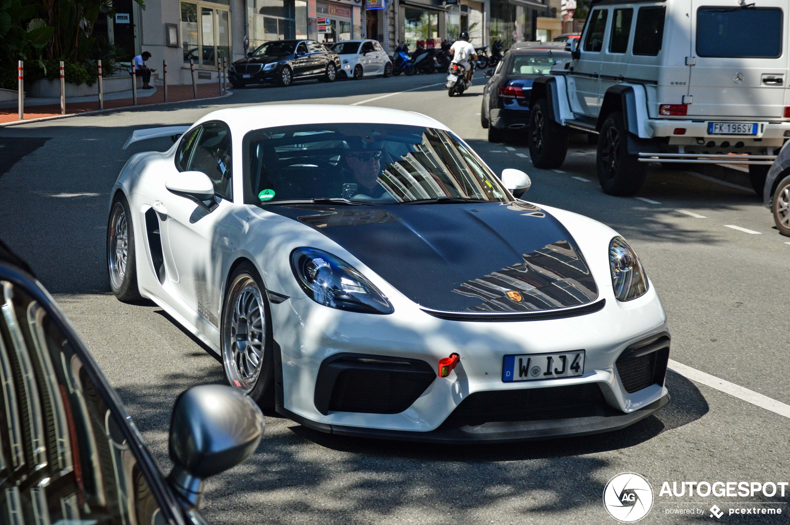 Porsche 718 Cayman GT4