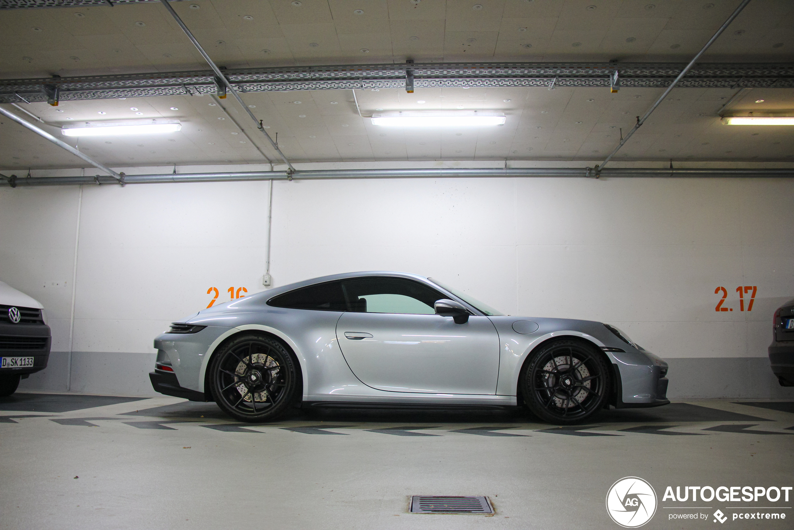 Porsche 992 GT3 Touring