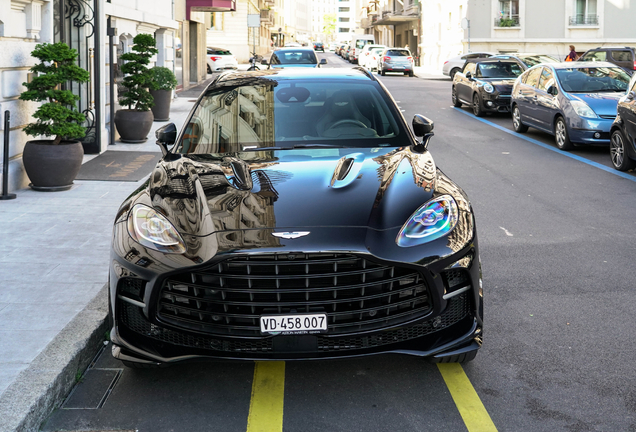 Aston Martin DBX707