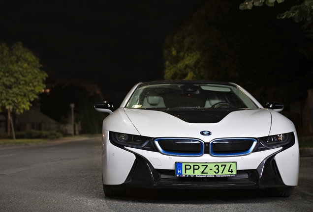 BMW i8