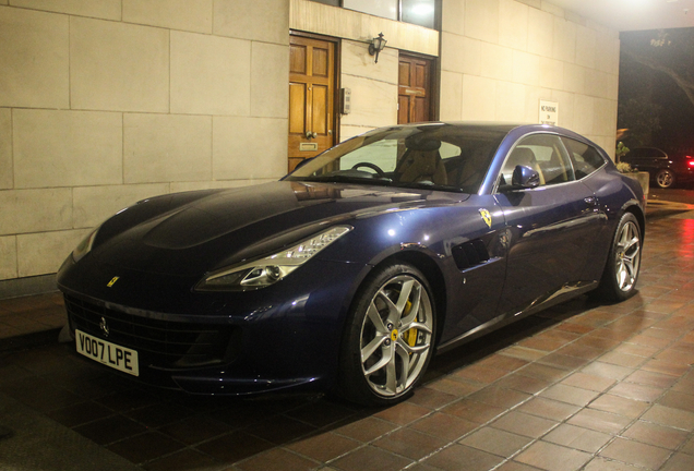 Ferrari GTC4Lusso T