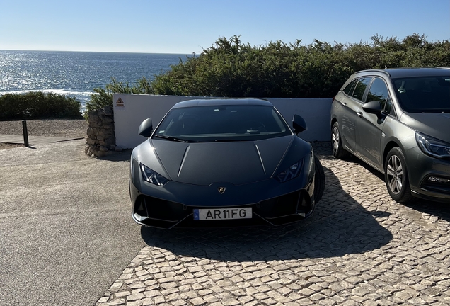 Lamborghini Huracán LP640-4 EVO