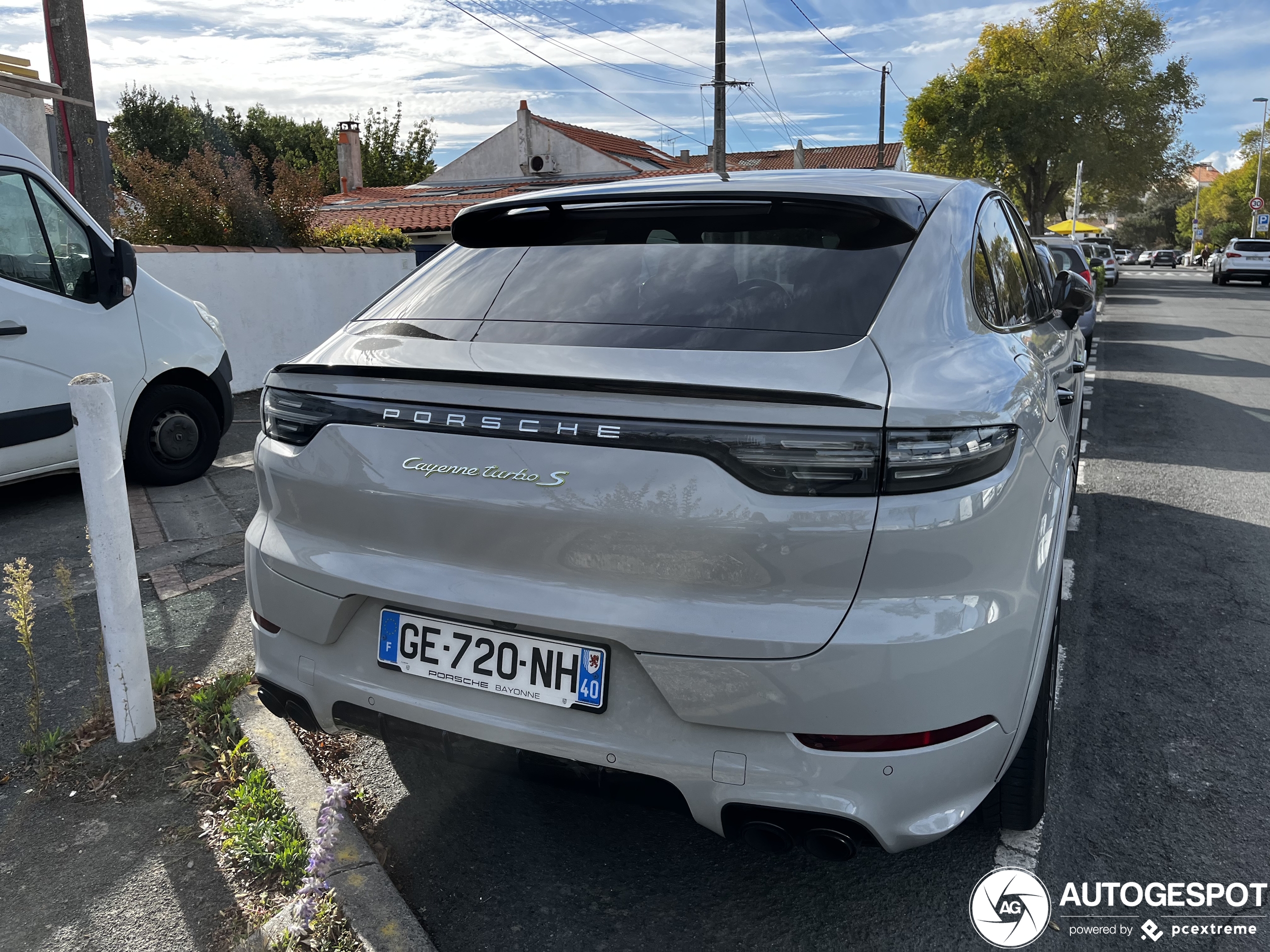 Porsche Cayenne Coupé Turbo S E-Hybrid