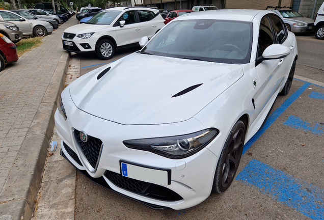 Alfa Romeo Giulia Quadrifoglio