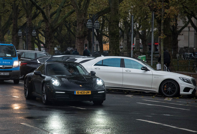 Porsche 992 Carrera 4S