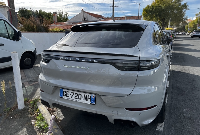 Porsche Cayenne Coupé Turbo S E-Hybrid