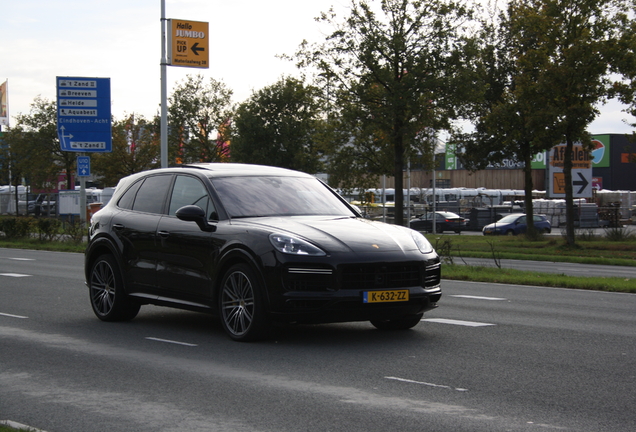 Porsche Cayenne Turbo S E-Hybrid