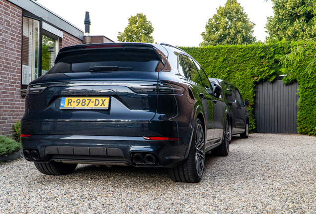 Porsche Cayenne Turbo S E-Hybrid