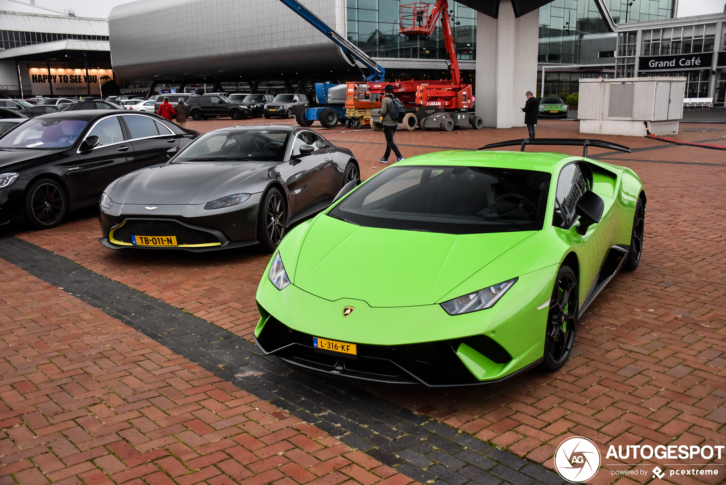 Lamborghini Huracán LP640-4 Performante