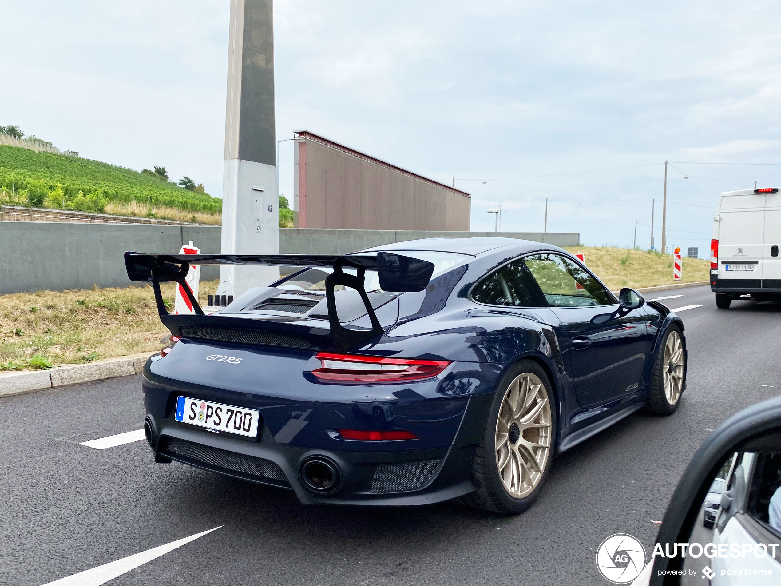 Porsche 991 GT2 RS Weissach Package