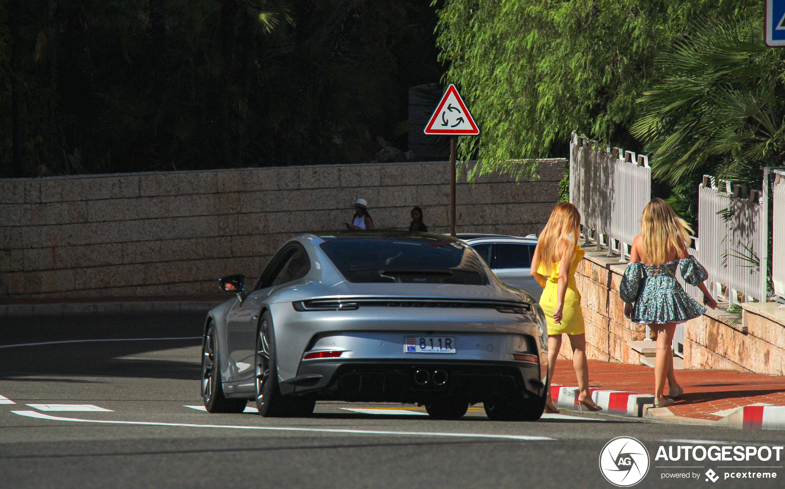 Porsche 992 GT3 Touring