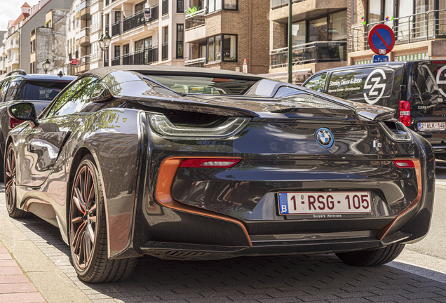 BMW i8 Roadster Ultimate Sophisto Edition