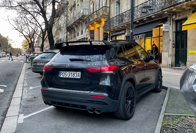 Mercedes-AMG GLA 45 S 4MATIC+ H247