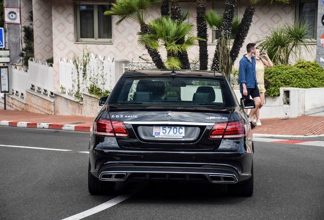 Mercedes-Benz E 63 AMG S W212