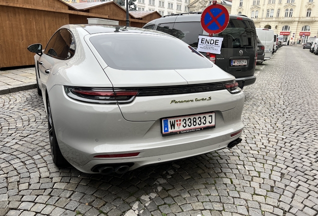 Porsche 971 Panamera Turbo S E-Hybrid Executive