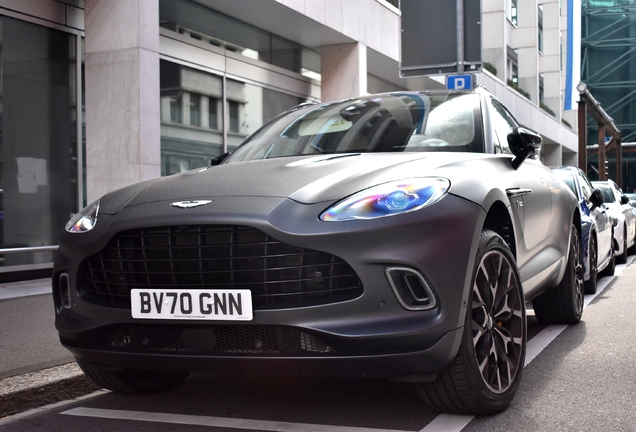 Aston Martin DBX