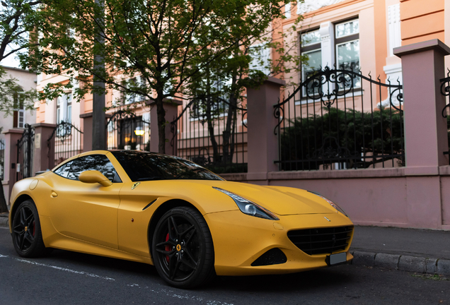 Ferrari California T