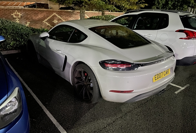 Porsche 718 Cayman S