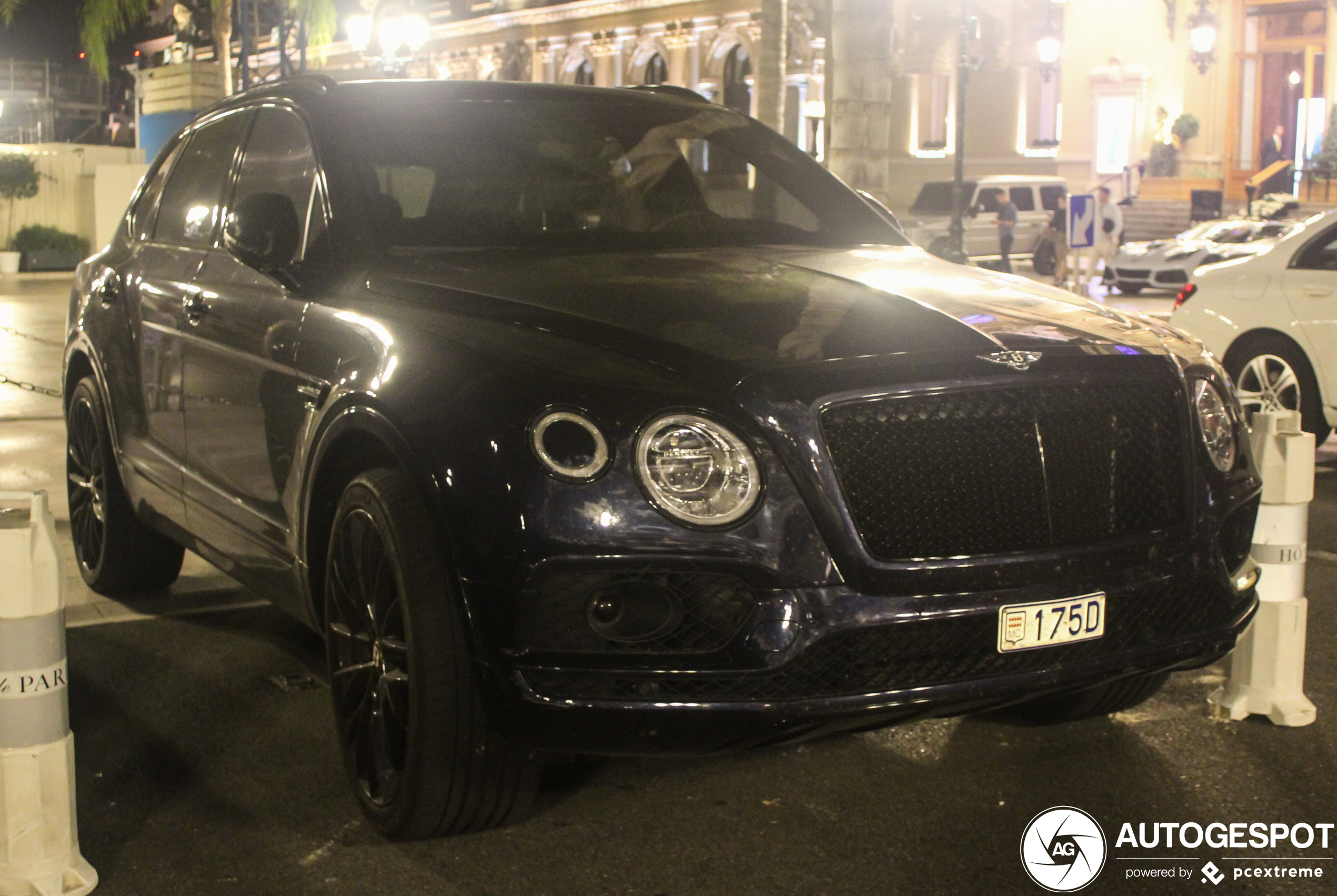 Bentley Bentayga V8