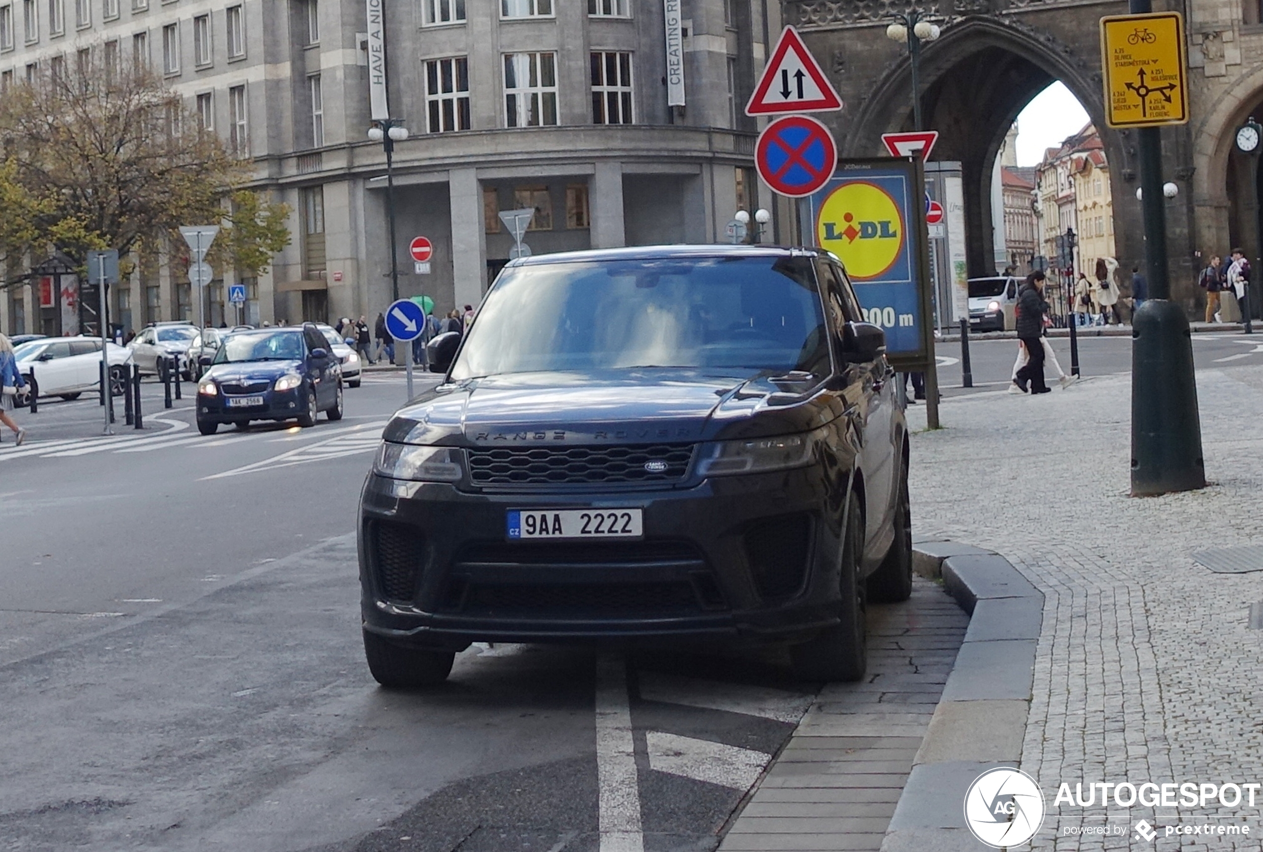 Land Rover Range Rover Sport SVR 2018