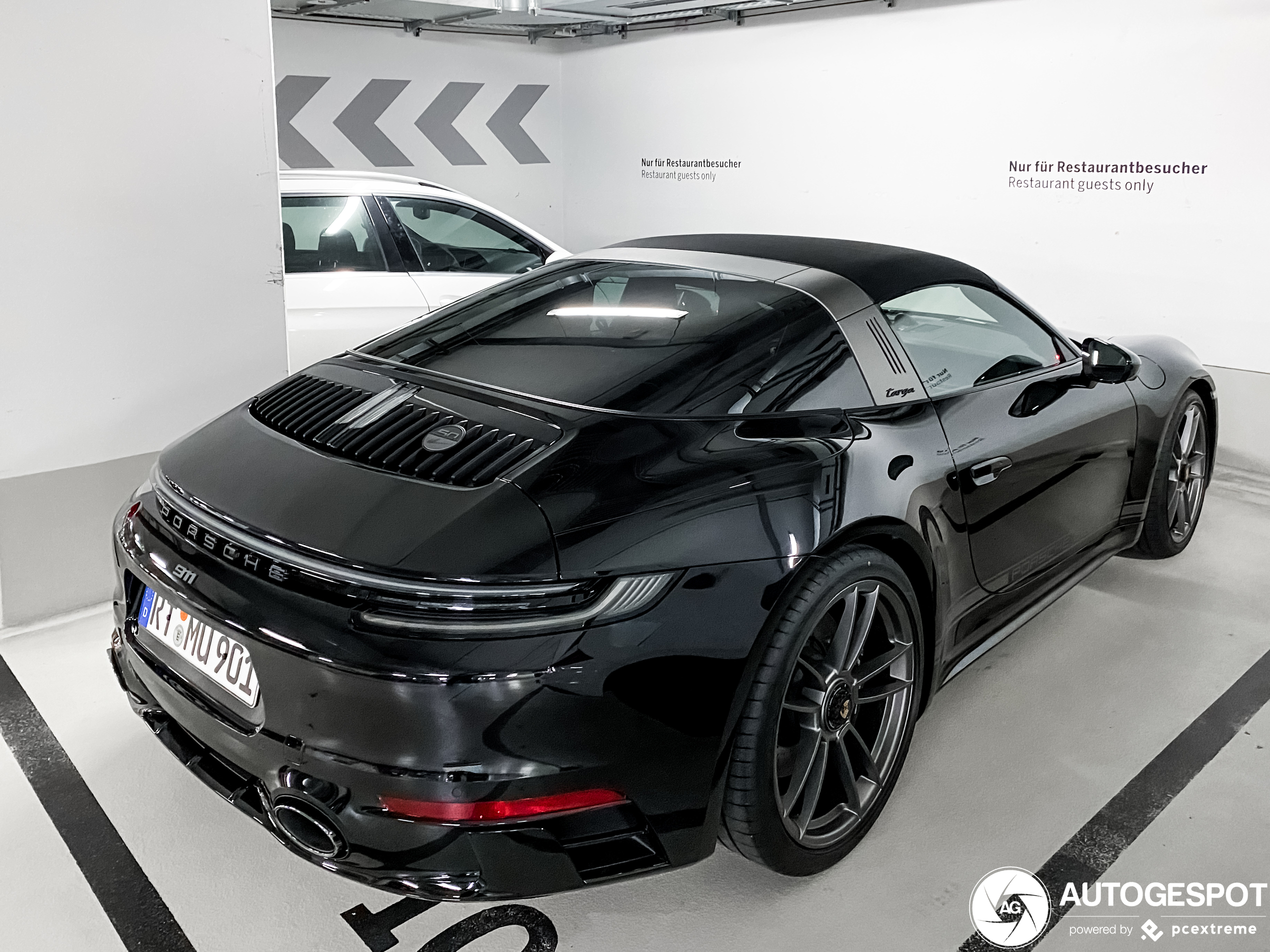 Porsche 992 Targa 4 GTS Edition 50 Years Porsche Design