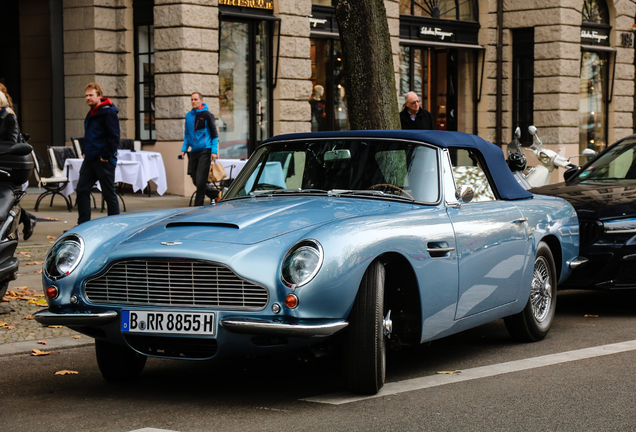 Aston Martin DB6 Volante