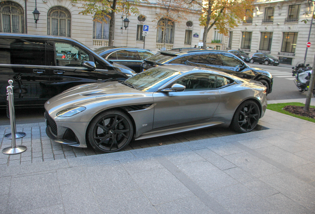 Aston Martin DBS Superleggera