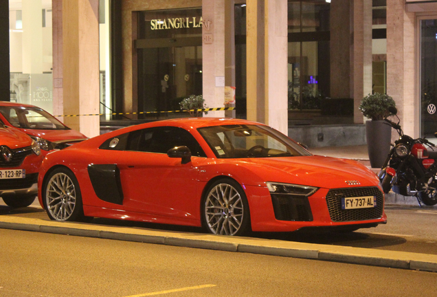Audi R8 V10 Plus 2015