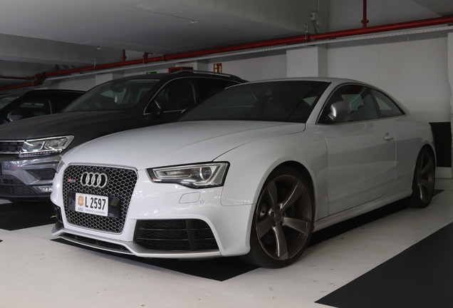 Audi RS5 B8 2012