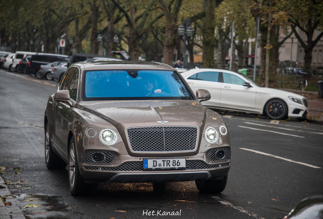 Bentley Bentayga V8