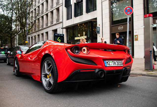 Ferrari F8 Spider