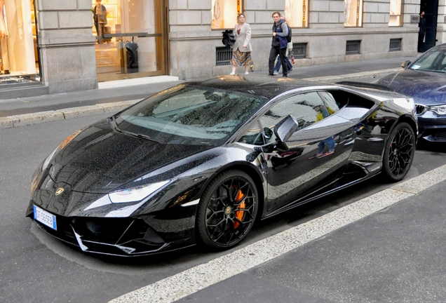 Lamborghini Huracán LP640-4 EVO