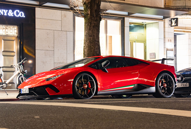 Lamborghini Huracán LP640-4 Performante