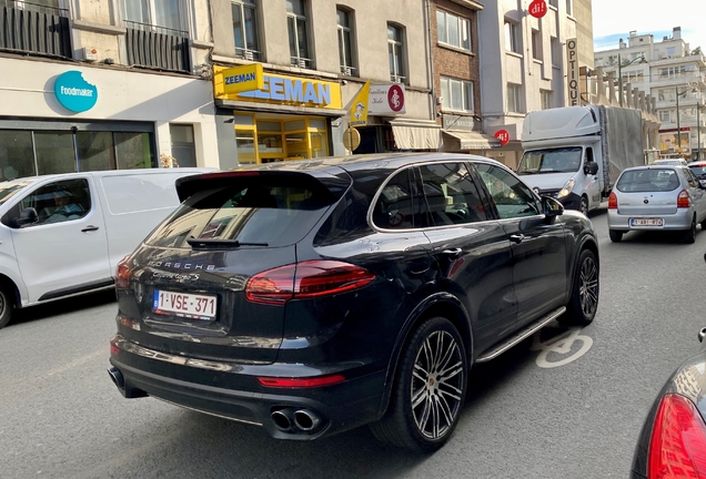 Porsche 958 Cayenne Turbo S MkII