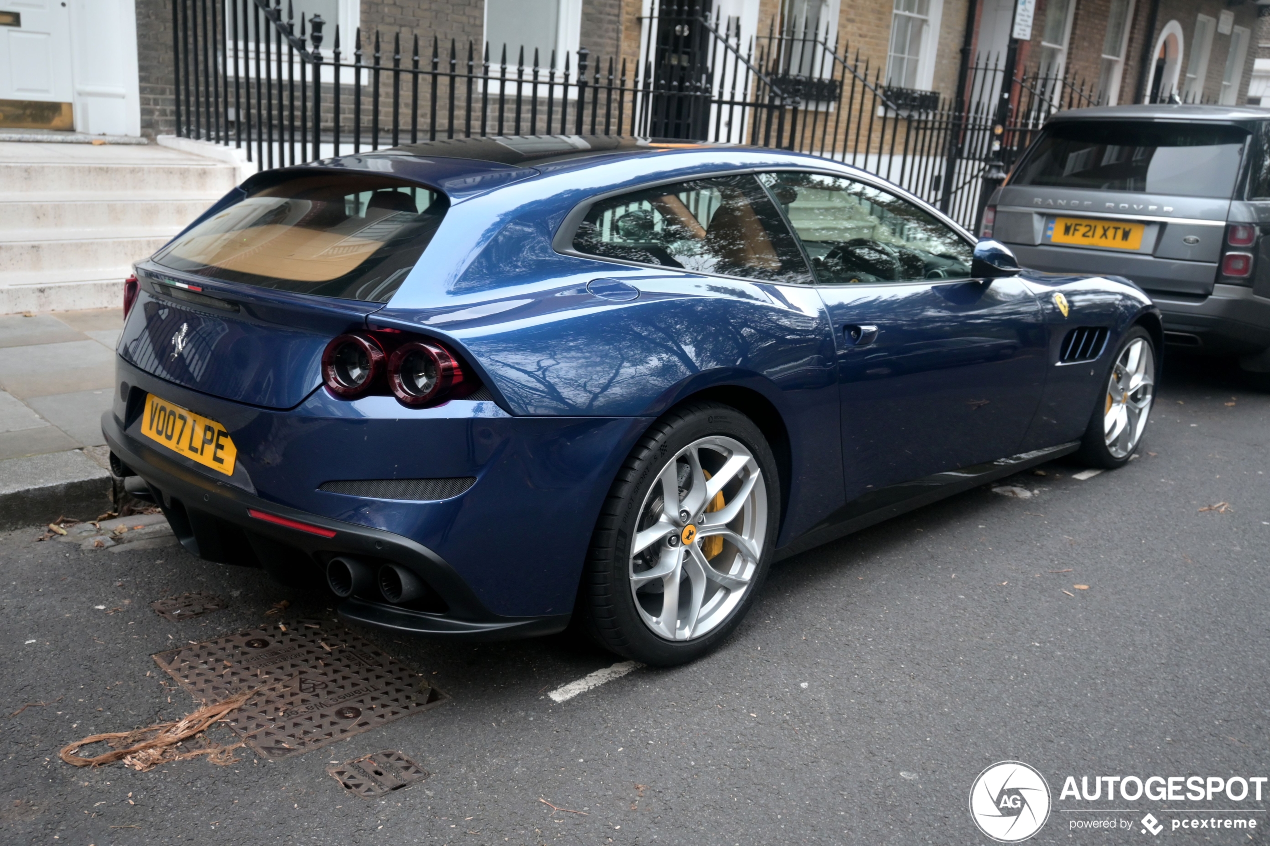 Ferrari GTC4Lusso T