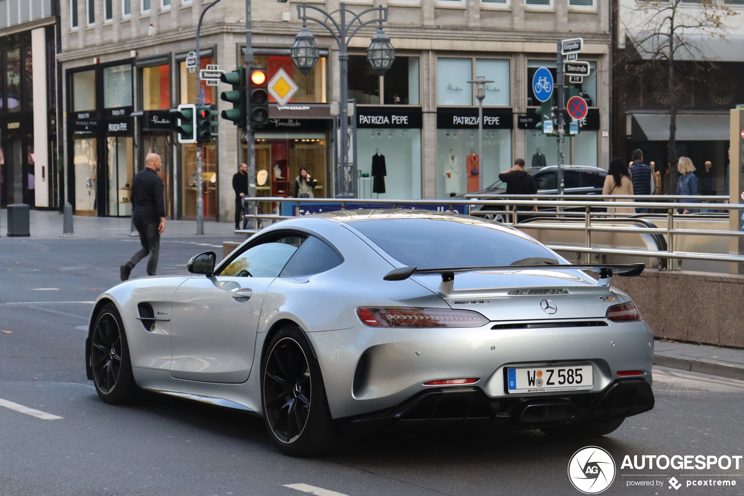 Mercedes-AMG GT R C190 2019