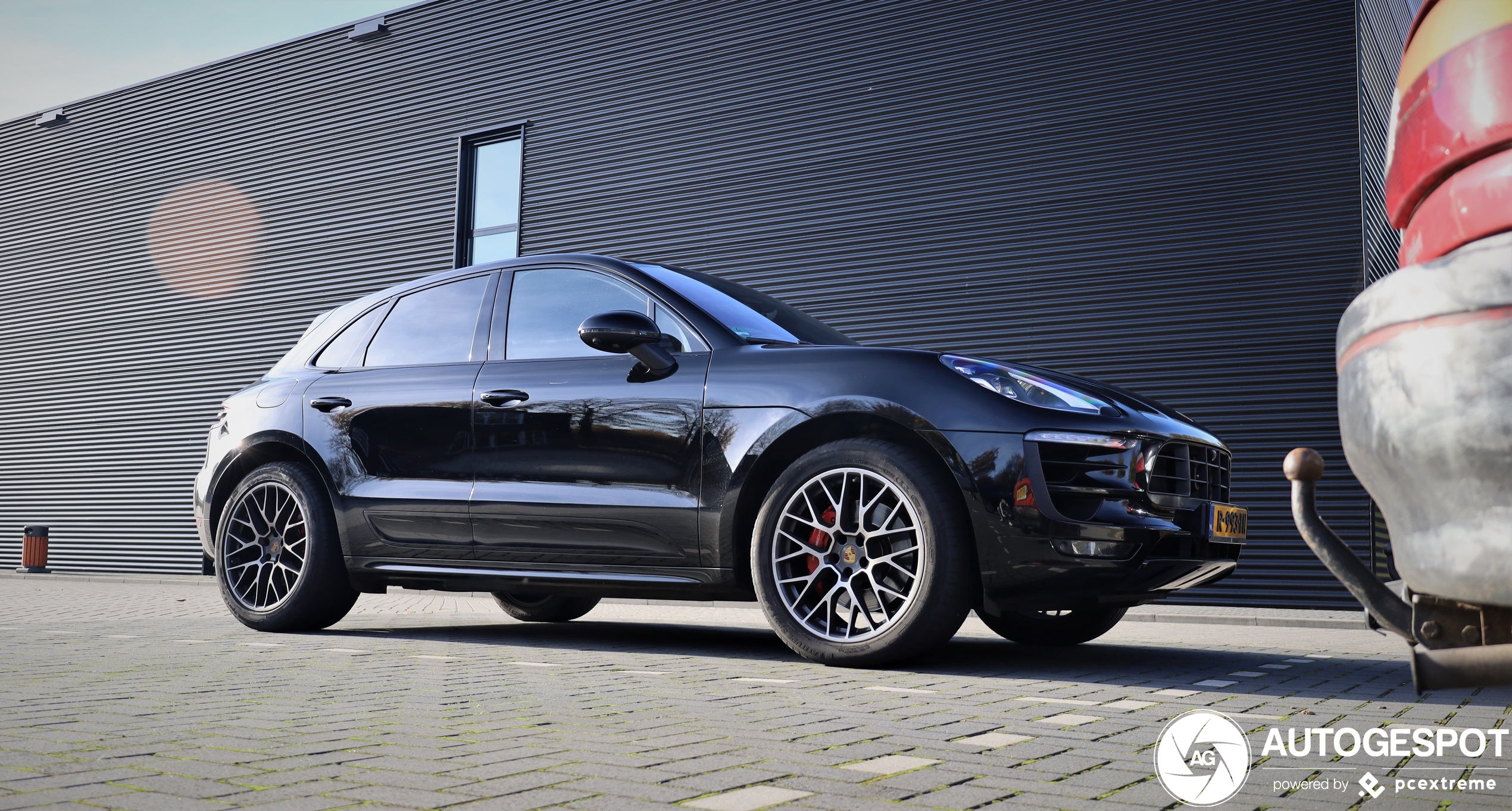 Porsche 95B Macan GTS