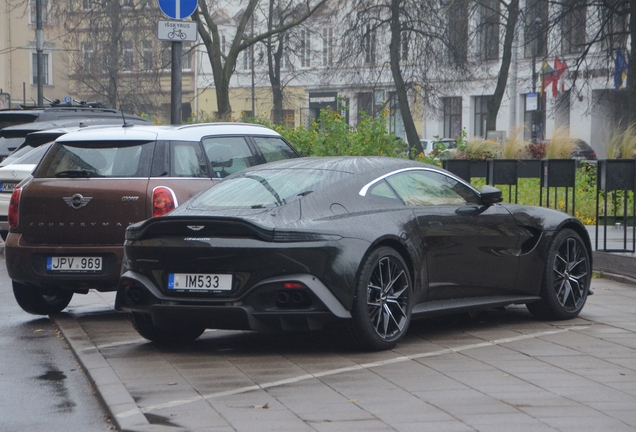 Aston Martin V8 Vantage 2018