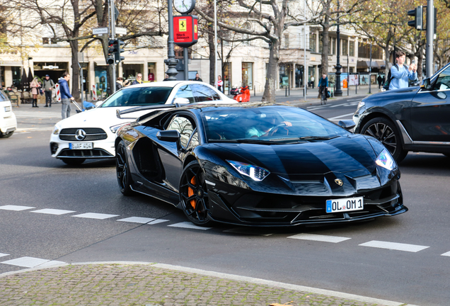 Lamborghini Aventador LP770-4 SVJ