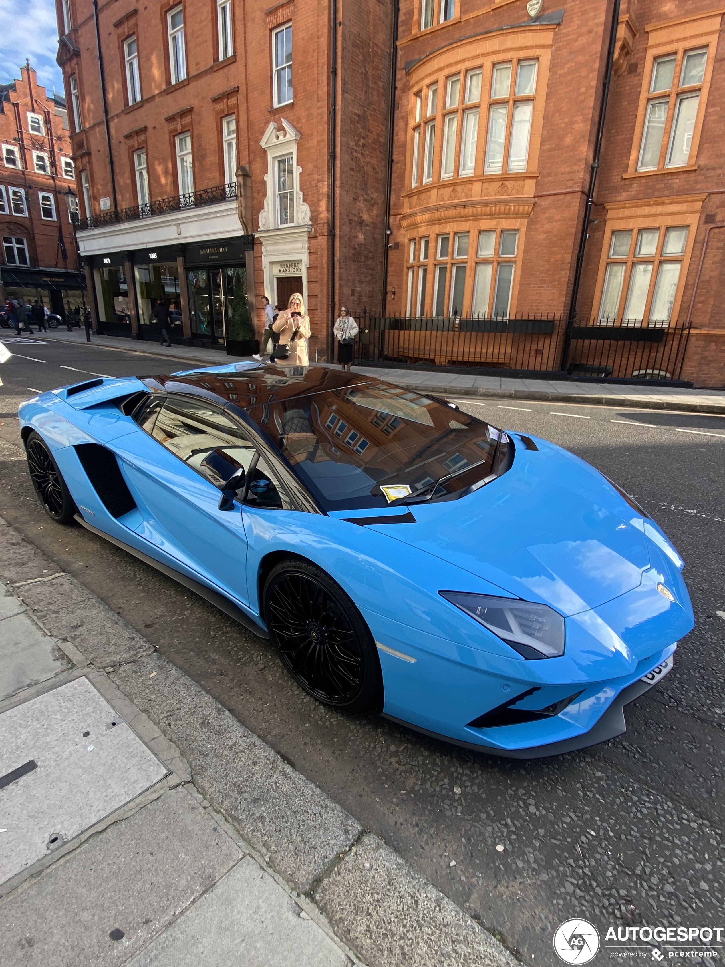 Lamborghini Aventador S LP740-4 Roadster